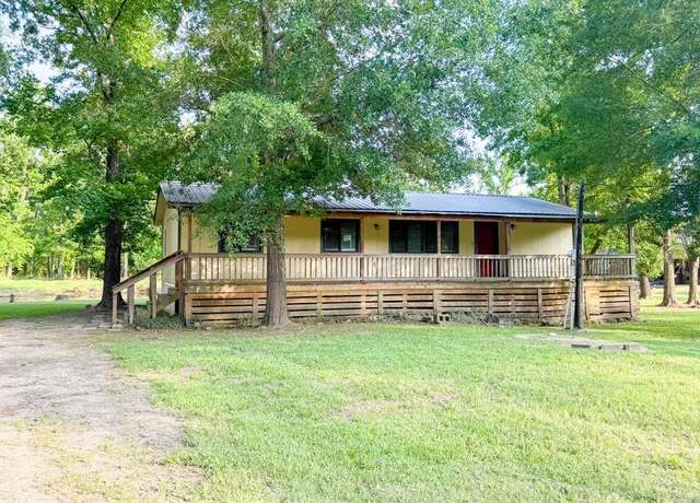 Property at 329 Deer Run Rd, Trinity, TX 75862, 3 beds, 2 baths
