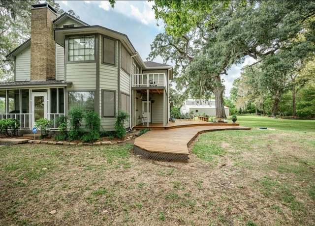 Property at 464 River Rd, Angleton, TX 77515, 2 baths
