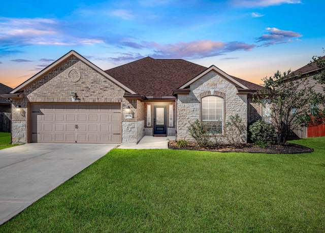 Property at 18724 Encinal Trl, Magnolia, TX 77355, 3 beds, 2 baths