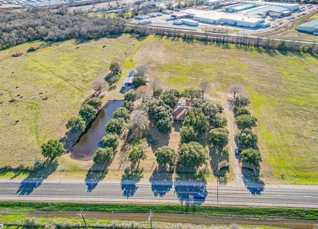 Property at 9310 S Business 6, Navasota, TX 77868, 4 beds, 3 baths