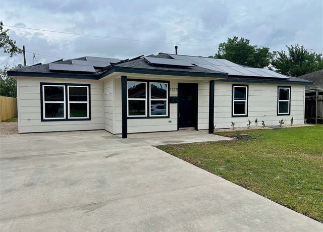 Property at 1127 Roper St, Houston, TX 77034, 4 beds, 2 baths