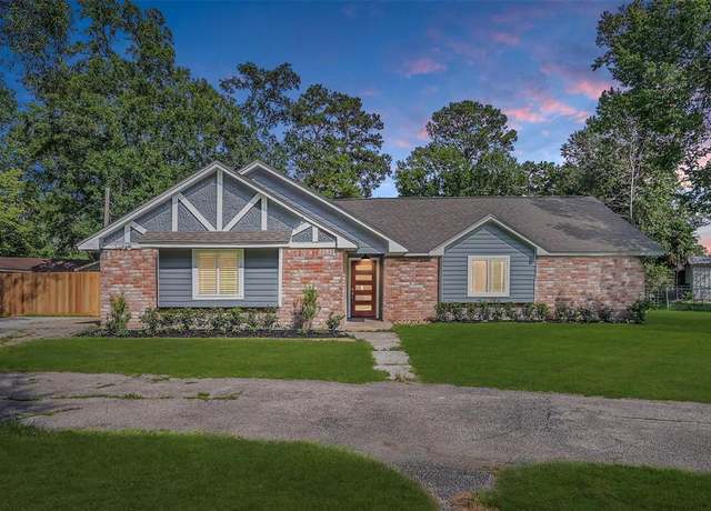 Property at 15151 Robin Trl, Conroe, TX 77302, 3 beds, 2 baths