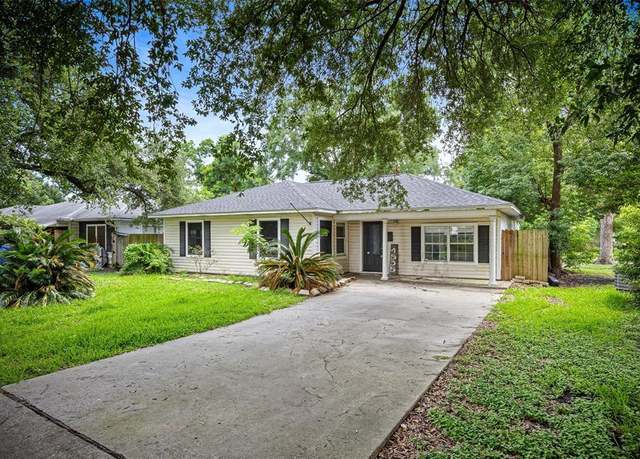 Property at 4535 Clermont Ave, Groves, TX 77619, 3 beds, 1 bath