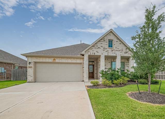 Property at 5802 Ashland Ln, Pasadena, TX 77505, 3 beds, 2 baths