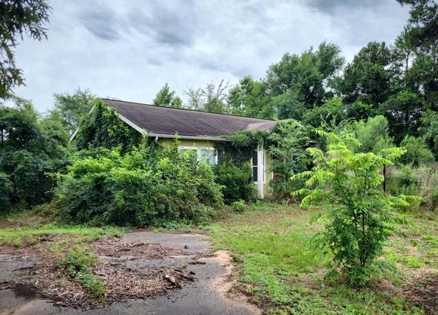 Property at 25321 Bluff View Ct, Magnolia, TX 77355, 3 beds, 2 baths