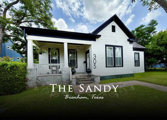 Property at 305 W Alamo St, Brenham, TX 77833, 2 beds, 2 baths