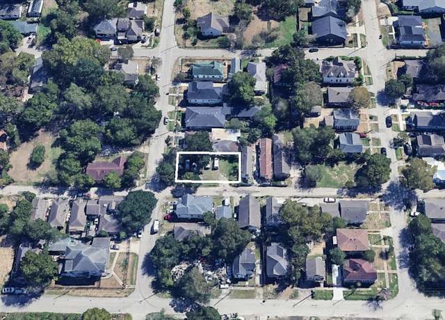 Property at 2202 Noble St, Houston, TX 77026