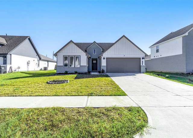 Property at 13938 Red River Dr, Baytown, TX 77523, 4 beds, 2 baths