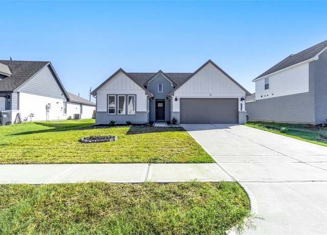 Property at 13938 Red River Dr, Baytown, TX 77523, 4 beds, 2 baths