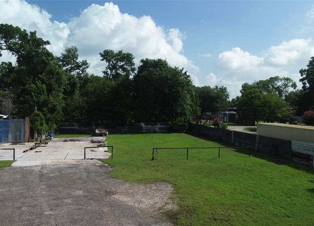 Property at 2846 W Mount Houston Rd, Houston, TX 77038
