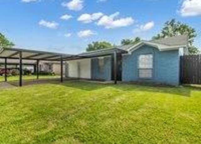 Property at 12127 Redfern Dr, Houston, TX 77048, 3 beds, 2 baths