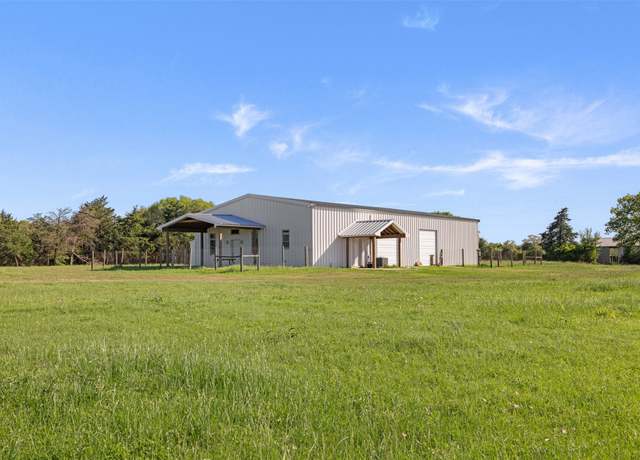 Property at 150 Huenefeld Ln, Round Top, TX 78954, 2 beds, 2.5 baths