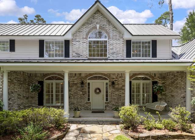 Property at 16201 Surrey Ln, Stagecoach, TX 77355, 4 beds, 3.5 baths