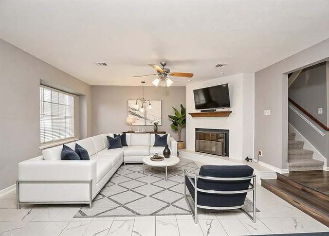 Property at 3310 Continental Dr, Missouri City, TX 77459, 4 beds, 3.5 baths