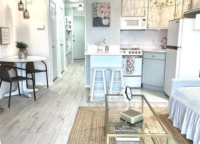 Property at 6102 Seawall Blvd S #229, Galveston, TX 77551, 1 bed, 1 bath