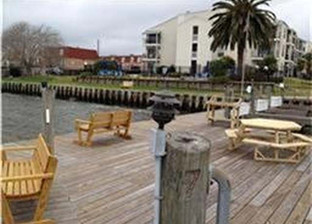 Property at 208 Yacht Club Ln, Seabrook, TX 77586, 2 beds, 2 baths