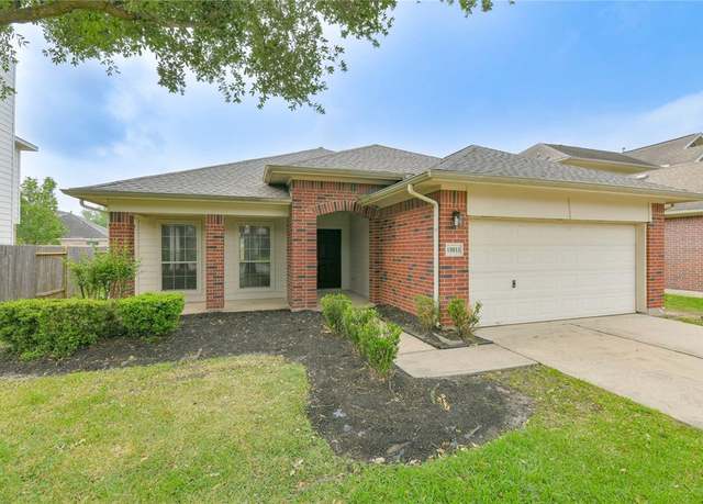 Property at 18015 Secret Branch Ln, Cypress, TX 77433, 3 beds, 2 baths