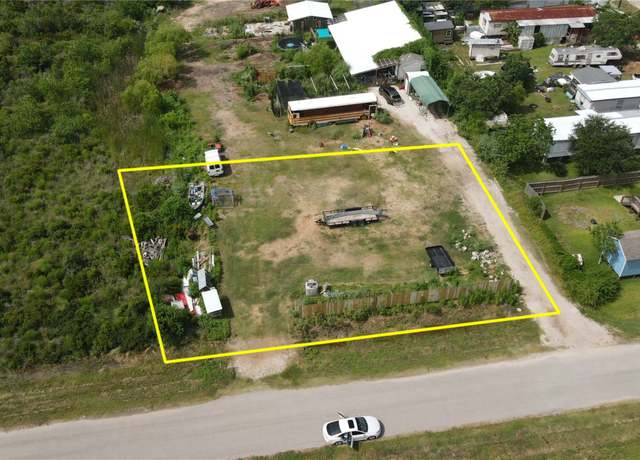 Property at 1619 Avenue D, Dickinson, TX 77539