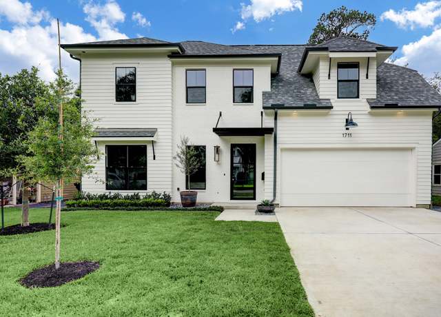 Property at 1614 Woodcrest Dr, Houston, TX 77018, 4 beds, 4 baths