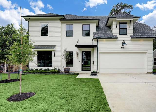 Property at 1614 Woodcrest Dr, Houston, TX 77018, 4 beds, 4 baths