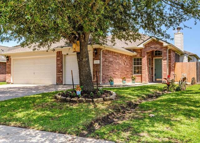 Property at 104 Laurel Meadow Ct, La Marque, TX 77568, 4 beds, 2 baths