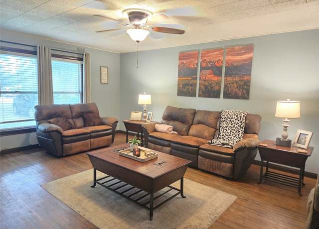 Property at 2726 S Crockett St, La Marque, TX 77568, 3 beds, 1 bath