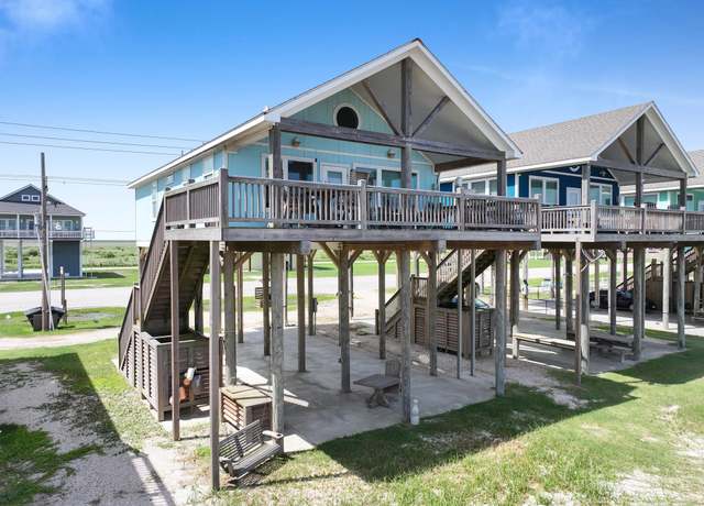 Property at 2496 Highway 87, Gilchrist, TX 77617, 3 beds, 2 baths