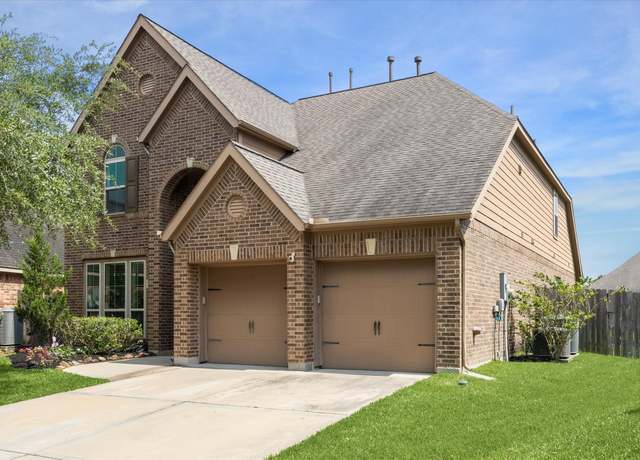 Property at 13921 Pebble Falls Ln, Pearland, TX 77584, 4 beds, 3.5 baths