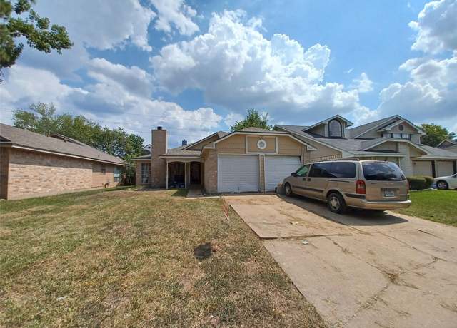 Property at 19607 Coppervine Ln, Houston, TX 77084, 3 beds, 2 baths