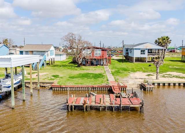 Property at 378 County Road 616, Sargent, TX 77414, 1 bed, 1 bath