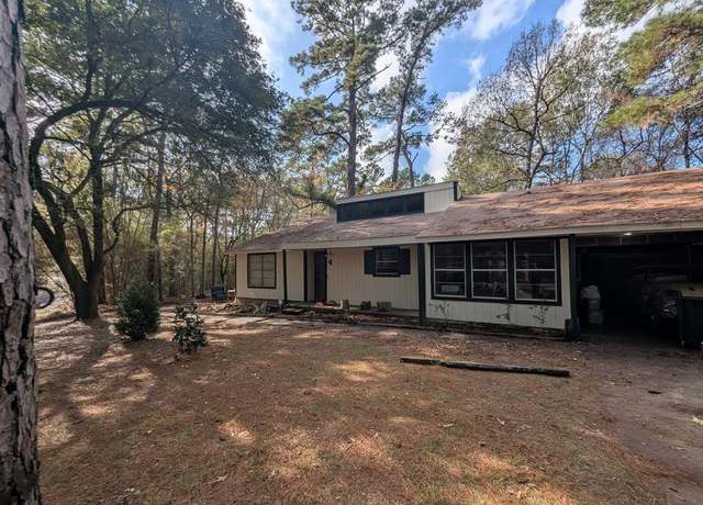 Property at 4 Mockingbird Ln, Trinity, TX 75862, 3 beds, 2 baths