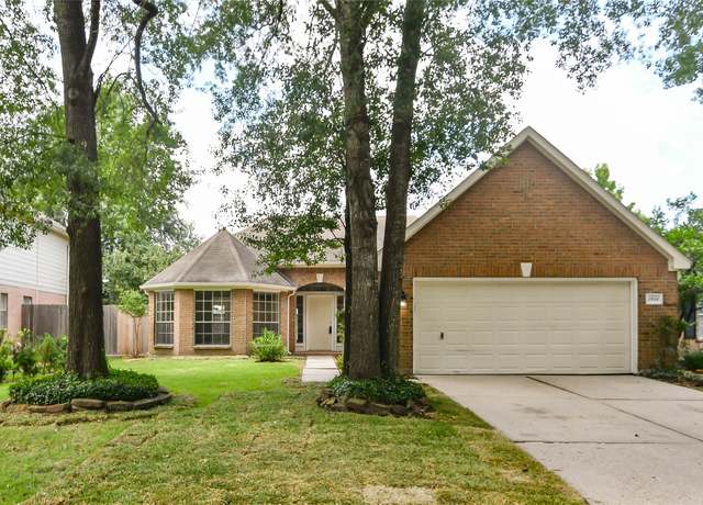 Property at 1811 Ridgeway Trl, Houston, TX 77339, 3 beds, 2 baths