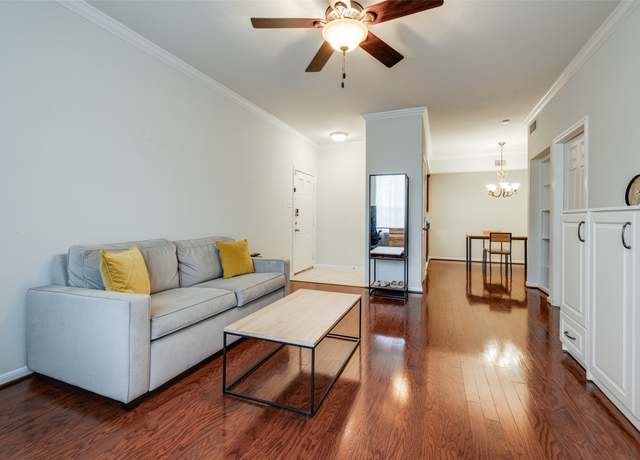 Property at 2255 Braeswood Park Dr #294, Houston, TX 77030, 1 bed, 1 bath