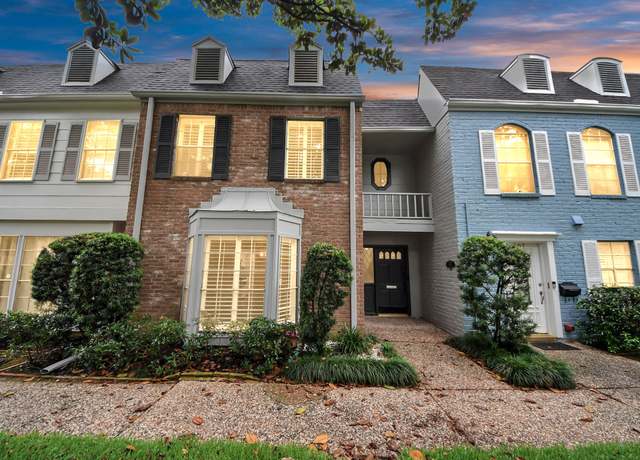 Property at 405 N Post Oak Ln #405, Houston, TX 77024, 3 beds, 2.5 baths