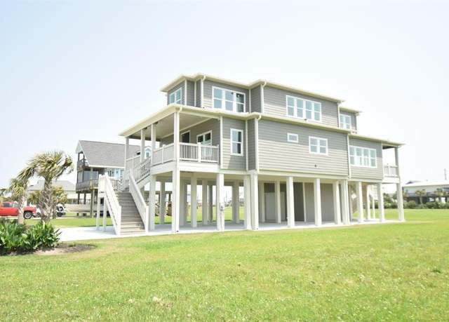 Property at 18809 Warrior Rd, Galveston, TX 77554, 4 beds, 4.5 baths