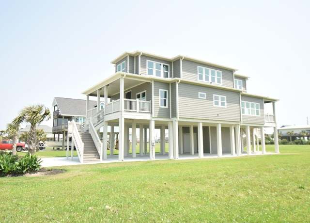 Property at 18809 Warrior Rd, Galveston, TX 77554, 4 beds, 4.5 baths