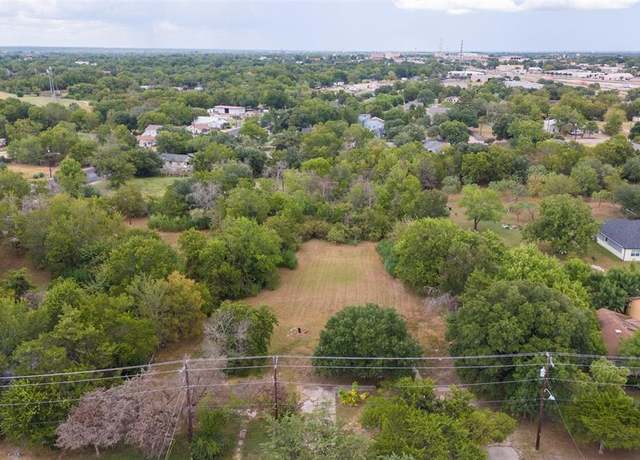 Property at 428 Palasota Dr, Bryan, TX 77803