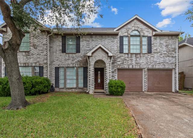 Property at 807 Birch Dr, Pasadena, TX 77503, 3 beds, 2.5 baths
