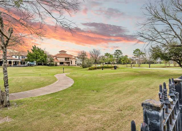 Property at 11710 Montmarte Blvd, Houston, TX 77082, 3 beds, 3.5 baths