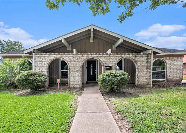 Property at 10306 Sagedowne Ln, Houston, TX 77089, 3 beds, 2 baths