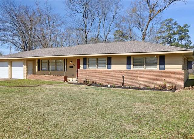Property at 4760 Lanark Ln, Beaumont, TX 77706, 3 beds, 1.5 baths