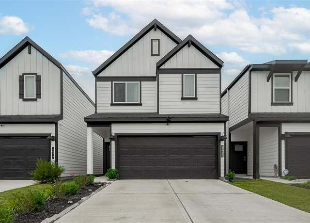 Property at 12319 Brandenburg Gate Dr, Houston, TX 77047, 4 beds, 2.5 baths