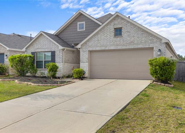 Property at 119 Comber Rd, Magnolia, TX 77354, 4 beds, 2 baths