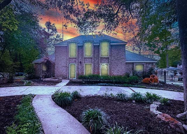 Property at 537 Natchez Park, Conroe, TX 77302, 5 beds, 3.5 baths