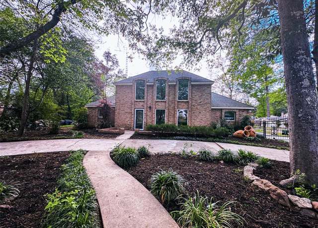 Property at 537 Natchez Park, Conroe, TX 77302, 5 beds, 3.5 baths