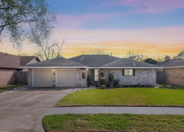 Property at 4211 Tuscarora St, Pasadena, TX 77504, 3 beds, 2 baths