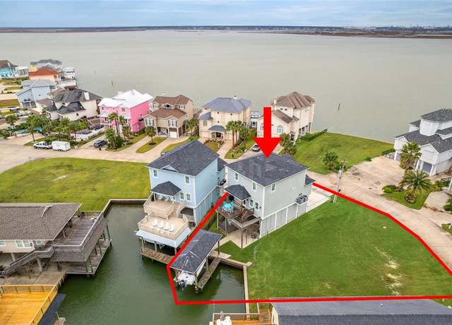 Property at 1543 Windsong Way, Tiki Island, TX 77554, 3 beds, 3 baths