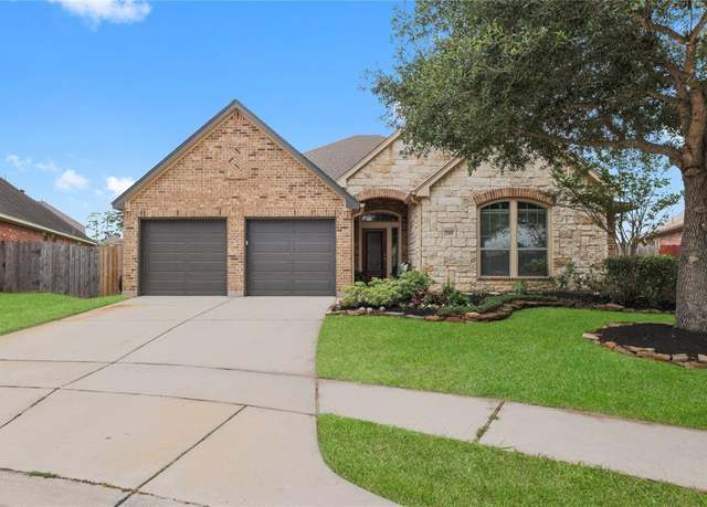 Property at 2707 Oak Pass Ct, Conroe, TX 77385, 4 beds, 2 baths