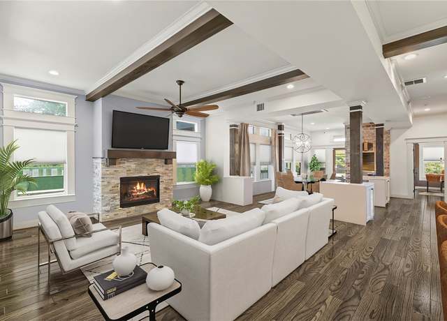 Property at 1202 Archer St, Houston, TX 77009, 4 beds, 3 baths