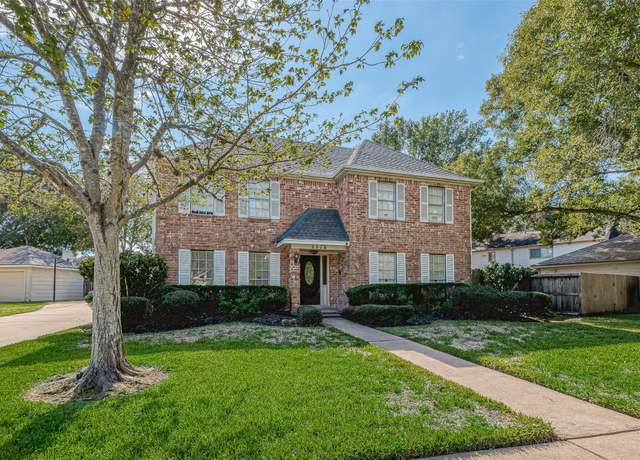 Property at 2510 Wind Fall Ln, Sugar Land, TX 77479, 4 beds, 2.5 baths